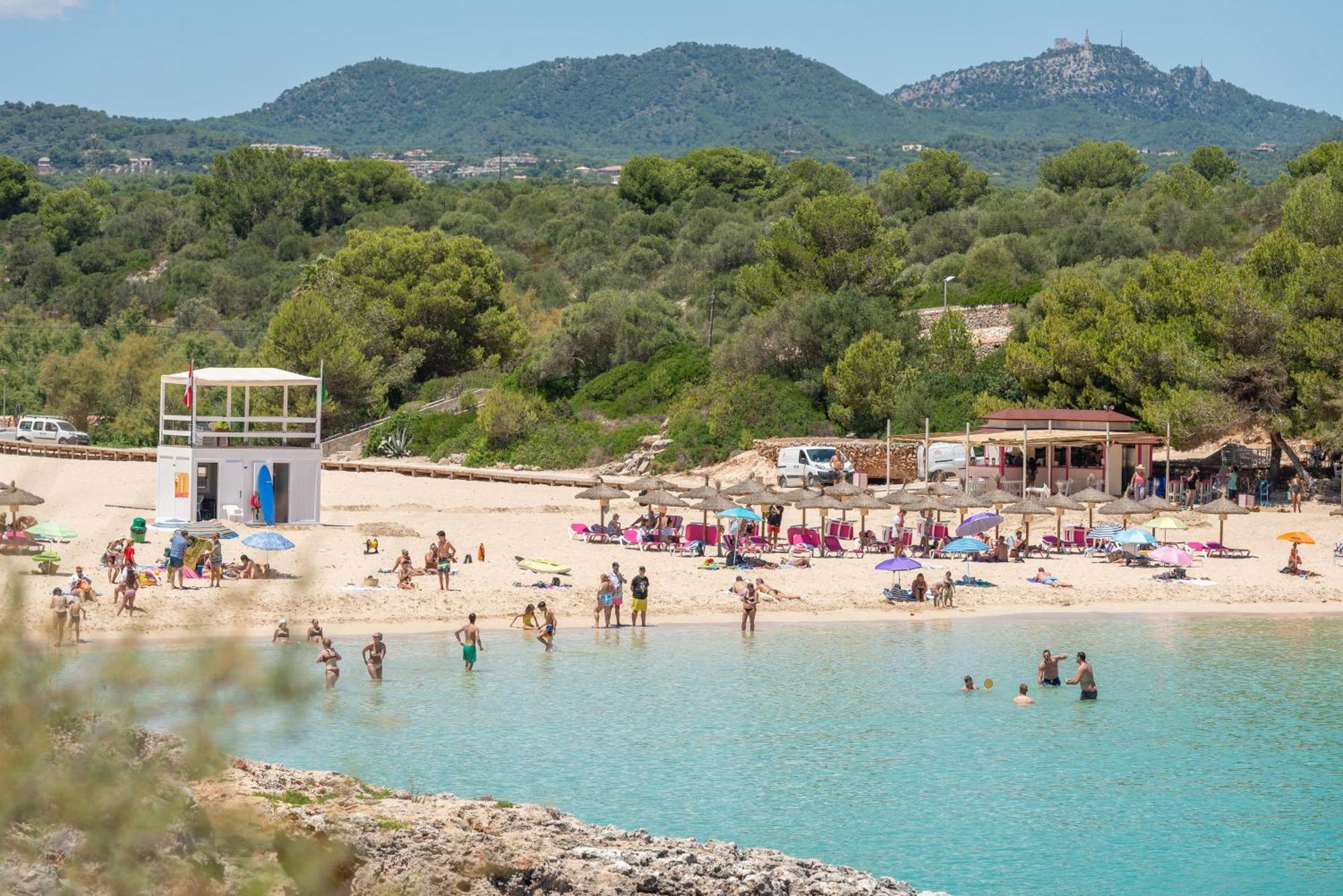 Es Foners En Con Piscina Y Jacuzzis En * Felanitx