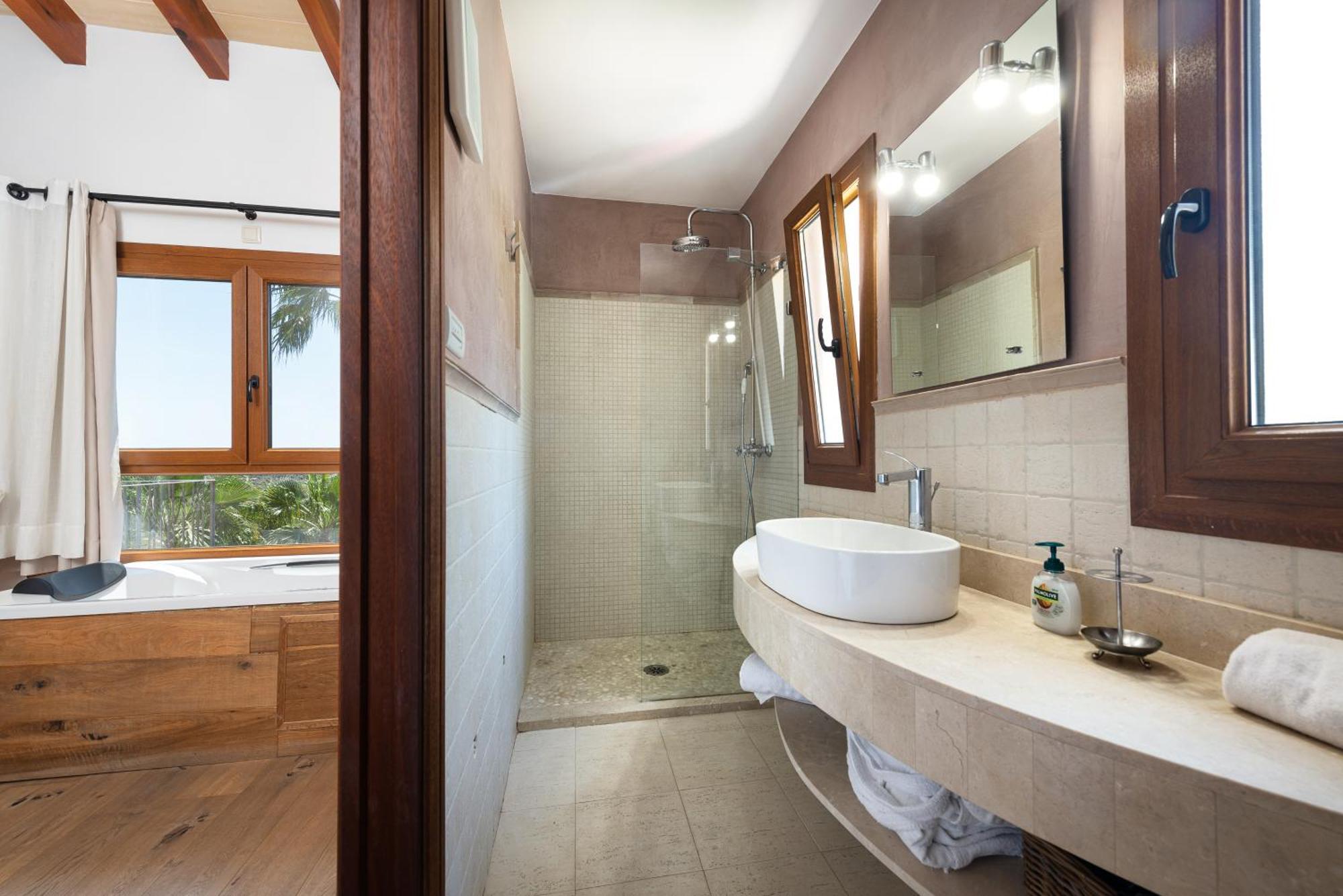 Villa Es Foners En Con Piscina Y Jacuzzis En Felanitx