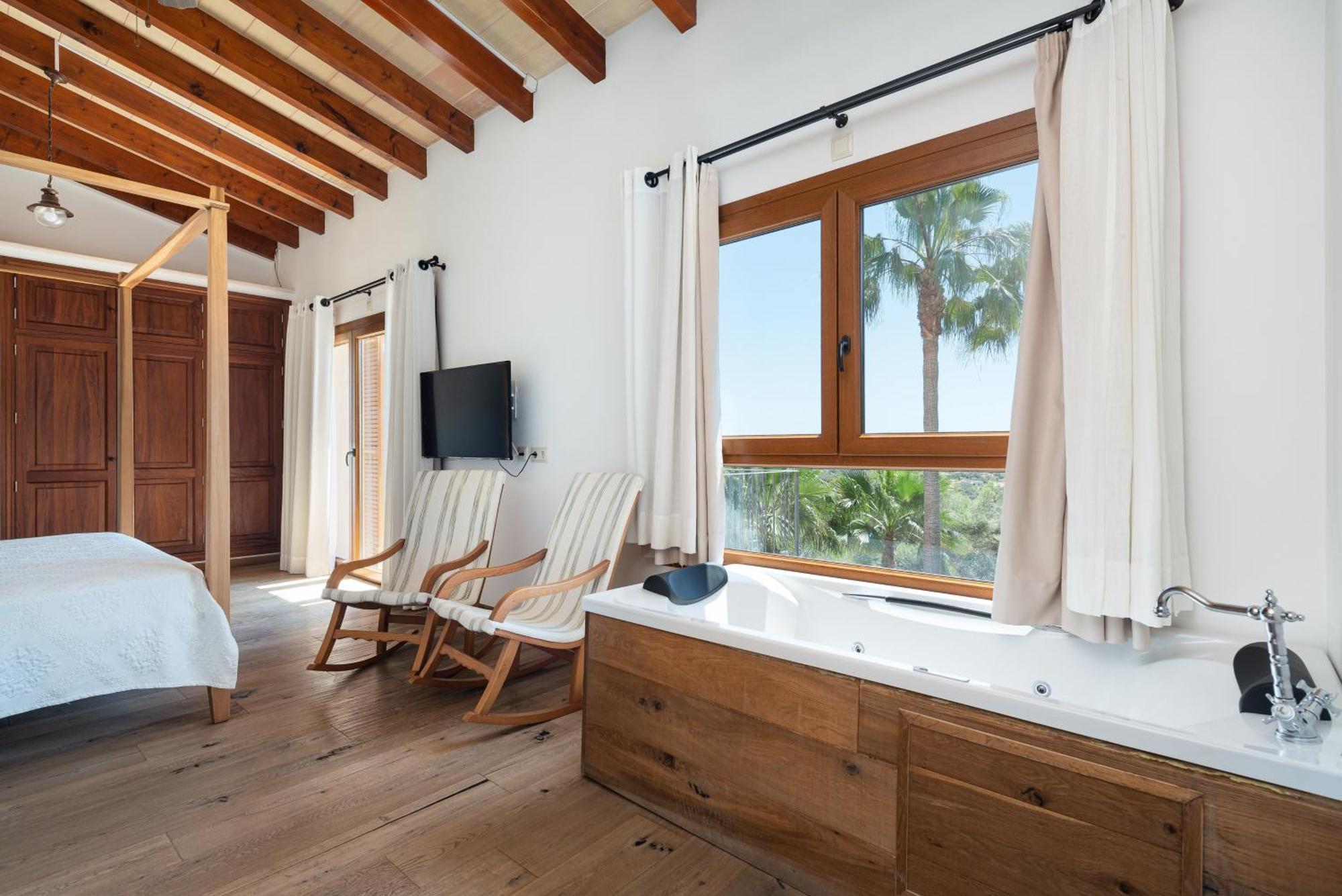 Villa Es Foners En Con Piscina Y Jacuzzis En Felanitx