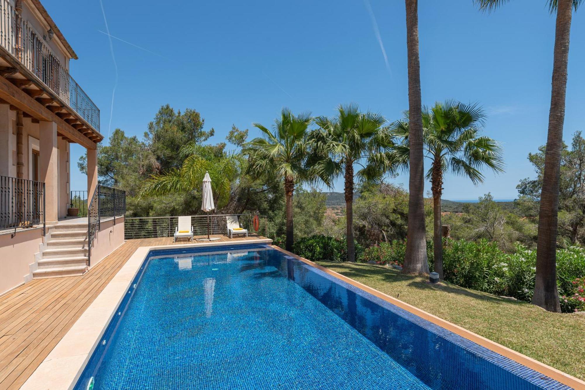 Es Foners En Con Piscina Y Jacuzzis En Villa Felanitx